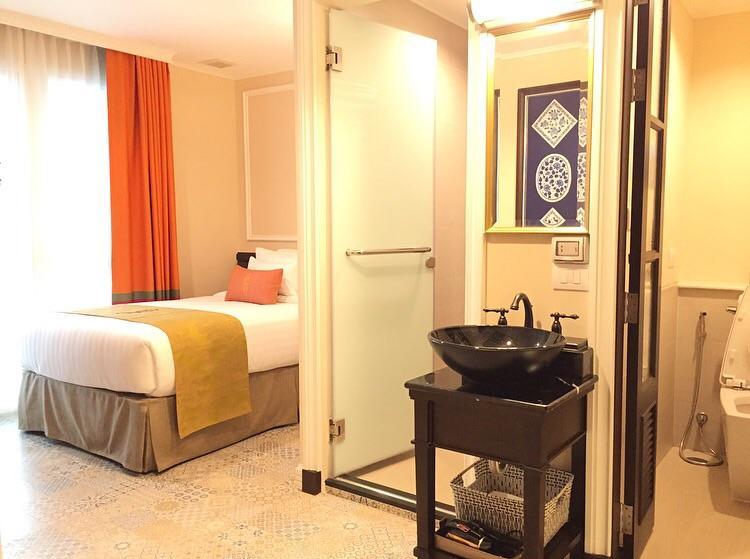 Sara'S Hotel Bangkok Extérieur photo