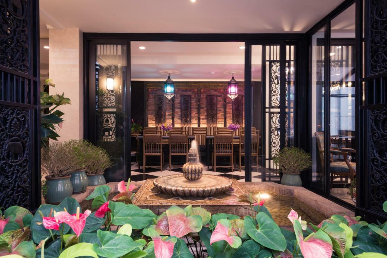 Sara'S Hotel Bangkok Extérieur photo
